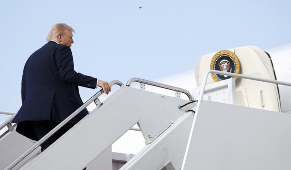Trump se reunirá con el primer ministro de Catar tras el ataque israelí