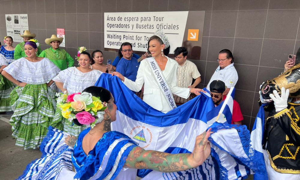 Itza Castillo, Miss Universe Nicaragua 2025 llegó a suelo costarricense este 30 de septiembre. FOTO: LA PRENSA