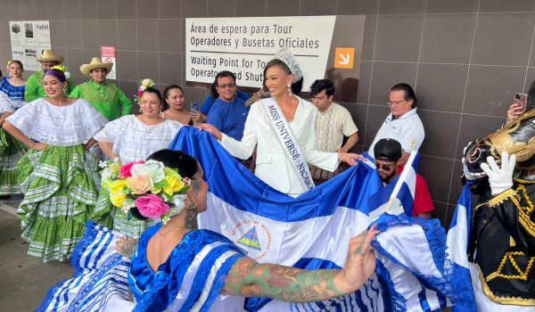 Itza Castillo, Miss Nicaragua 2025, llega a Costa Rica
