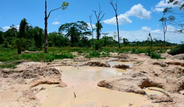 Costa Rican minister points to presence of the Cartel de los Soles on the border with Nicaragua