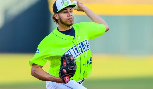 Lanzador chinandegano asciende a Triple A con los Royals de Kansas City