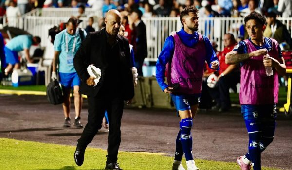 Fantasma Figueroa: “De haber jugado un 25 por ciento mejor, no nos gana Honduras”