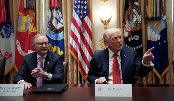 Trump advierte a Hamás que serán «erradicados» si rompen alto el fuego con Israel en Gaza