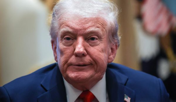 Donald Trump, biblioteca presidencial de Trump