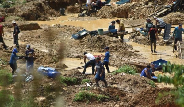Minería Crucitas, oro
