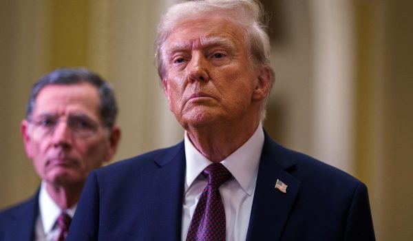 El presidente de EE.UU., Donald Trump, en una fotografía de archivo. EFE/WILL OLIVER