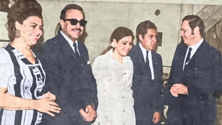 Boda de Rosario Murillo con el periodista Anuar Hassan, en agosto de 1969. De izquierda a derecha: Zoila América Zambrana Sandino, Teódulo Murillo Molina, Rosario Murillo, Anuar Hassan y el director de LA PRENSA, Pedro Joaquín Chamorro Cardenal. LA PRENSA/ ARCHIVO