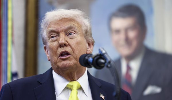 ¿Qué dice Reagan sobre aranceles en el anuncio canadiense que enfureció a Trump?