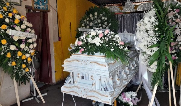 «La madre está destrozada»: lamentan muerte de adolescente que cayó en un cauce en Managua
