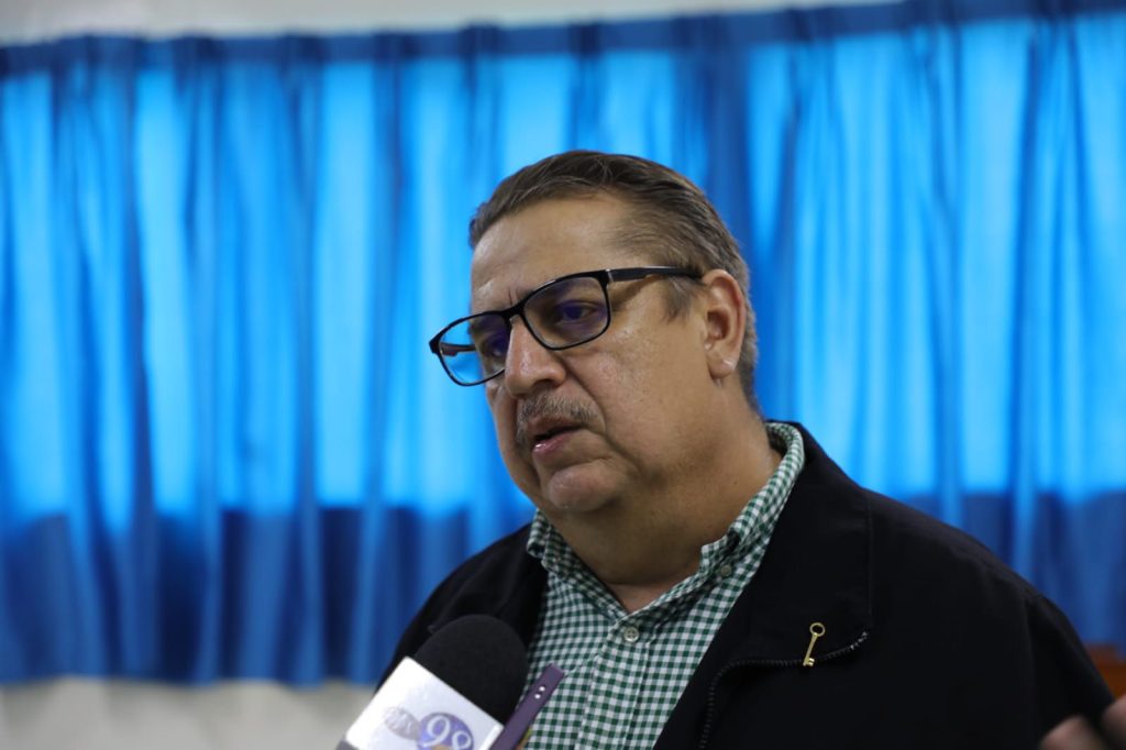 Melvin Agurcia es profesor en la Universidad de Ciencias Médicas.
