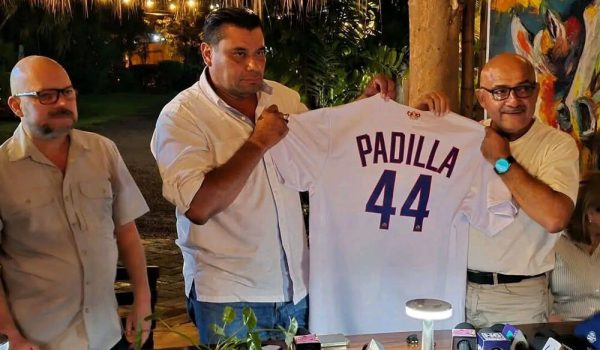 Vicente Padilla explica la conformación del plantel de los Tigres de Chinandega
