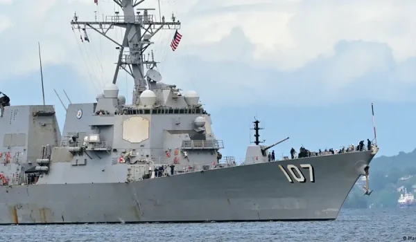 El destructor estadounidense USS Gravely estuvo cinco días en Trinidad y Tobago, lo que deterioró aún más las relaciones con Venezuela