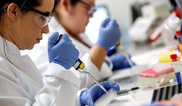 Expertos piden fortalecer inversión para poner a Latinoamérica como polo biofarmacéutico