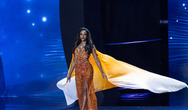 Miss Jamaica se encuentra en buen estado de salud, informó la organización, luego de sufrir una caída en la competición preliminar del certamen