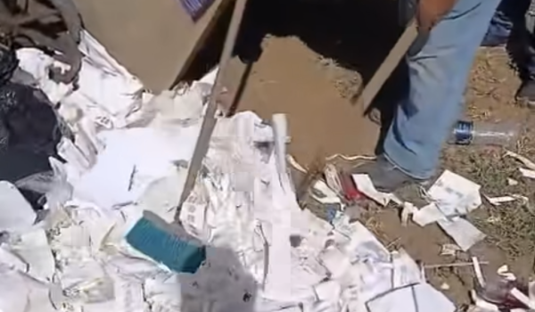 La basura que llegó a tirar una persona vinculada a un colegio capitalino. Foto: Alcaldía de Managua