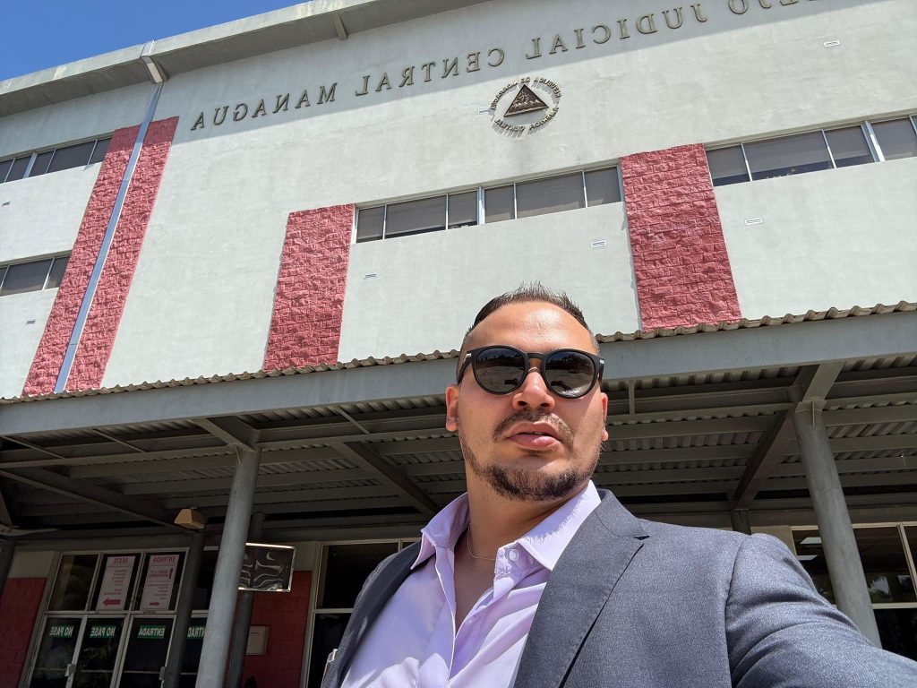 Selfie del abogado sandinista Harry Valle. Foto: tomada de redes sociales.