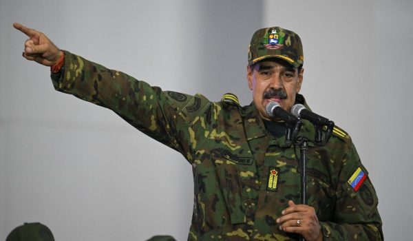 Prensa: Trump y Maduro habrían hablado por teléfono  sobre un posible encuentro
