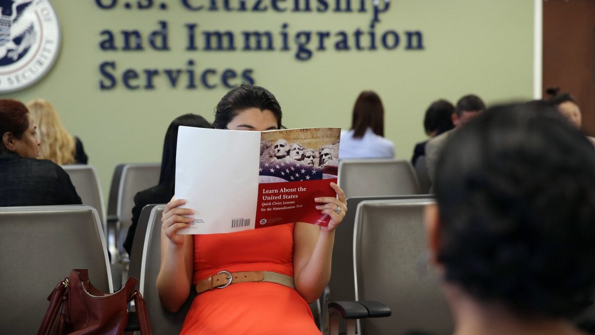 Uscis reanuda cuota anual a solicitantes de asilo en Estados Unidos