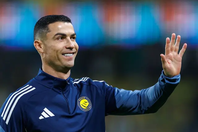 Cristiano Ronaldo con el uniforme del equipo saudi Al Nassr.