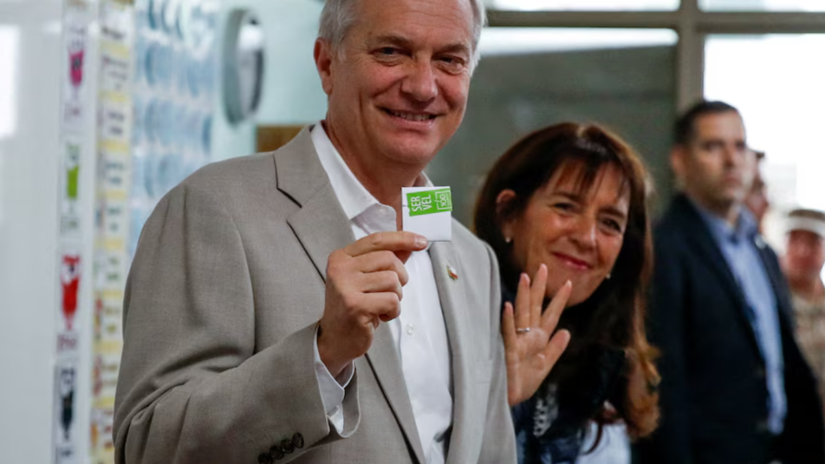 José Antonio Kast votó en Santiago de Chile (REUTERS/Rodrigo Garrido)