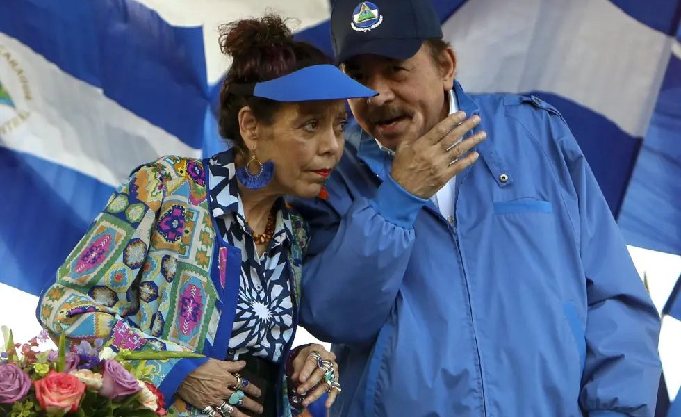 Los abusos de los dictadores Rosario Murillo y Daniel Ortega motivaron la imposición de un nuevo arancel