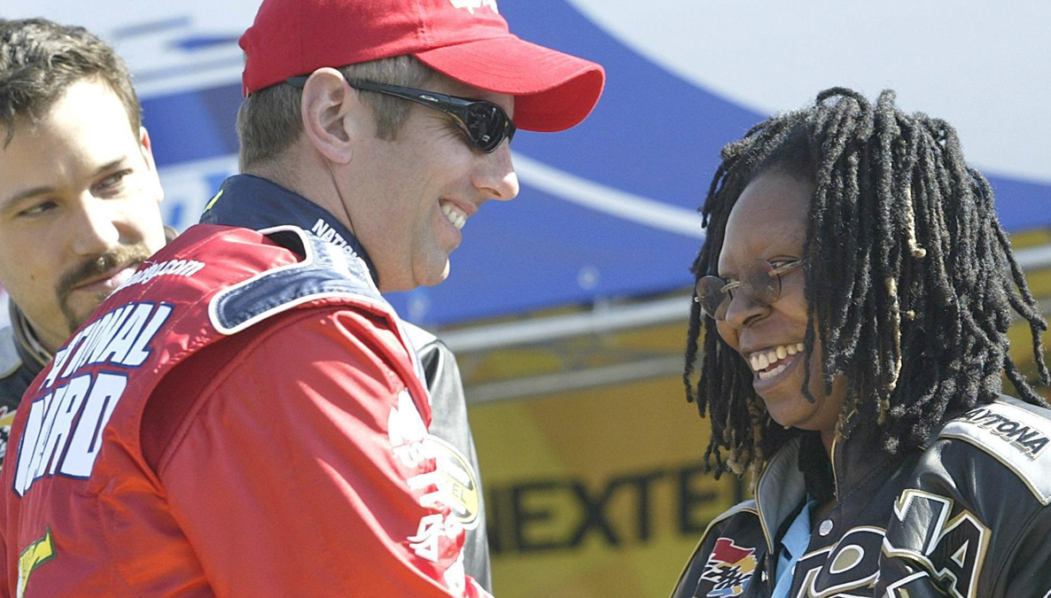 Fotografía de archivo del expiloto de NASCAR Greg Biffle. EFE/ Michael Allen