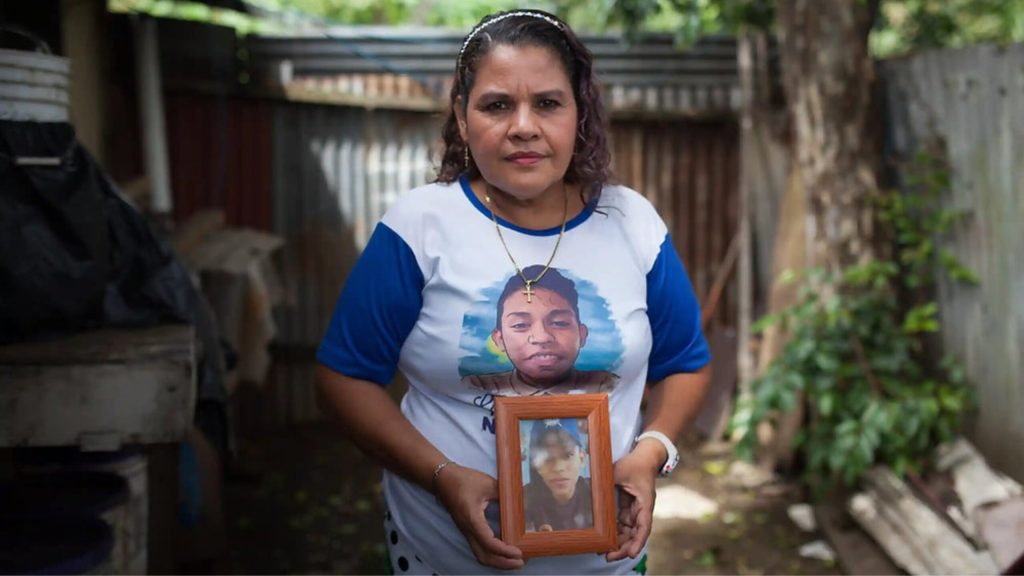 Yadira Córdoba, madre de Abril, en una foto de archivo durante una conferencia de prensa en Nicaragua.