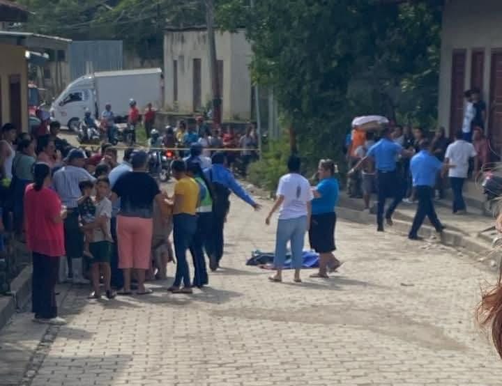 Juliana Castillo Benavides, de 86 años, muere arrollada por un camión. Foto: La Primerísima.