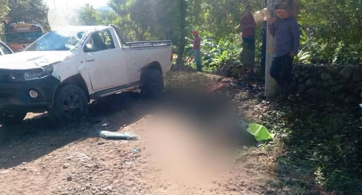 Cuatro personas mueren en accidente de tránsito en La Concordia. Foto: Yerling Cruz Urbina Noticias/facebook.