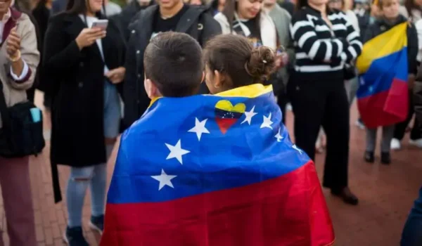Los venezolanos en EE.UU. están preocupados por sus familiares en Venezuela.