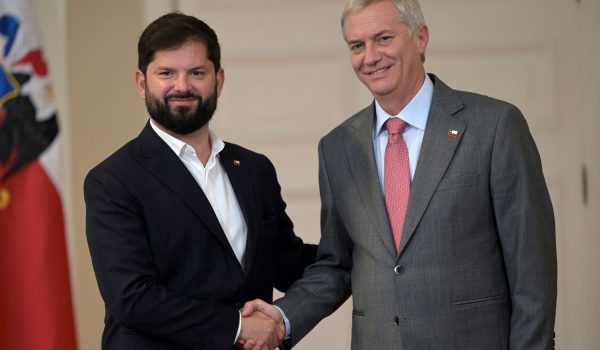 José Antonio Kast promete a Chile «ley», «seguridad» y «ser el presidente de todos»