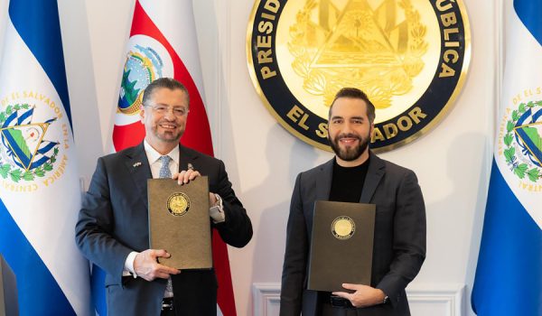 El Salvador y Costa Rica acuerdan una «alianza histórica» para combatir el crimen organizado
