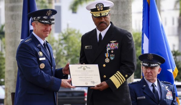 Asume el nuevo jefe del Comando Sur de EEUU para América Latina y el Caribe