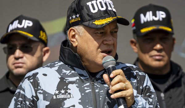 EE.UU. no le amargará el Año Nuevo a los venezolanos, clama el número dos de la dictadura chavista