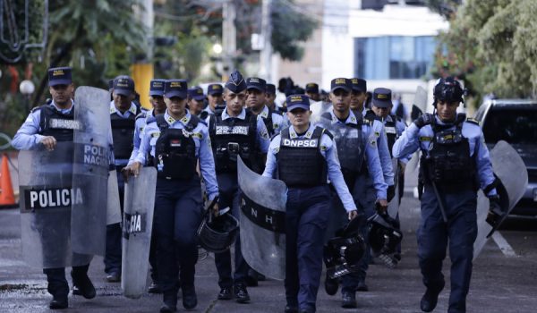 Refuerzan la seguridad en torno al escrutinio de votos en las elecciones en Honduras