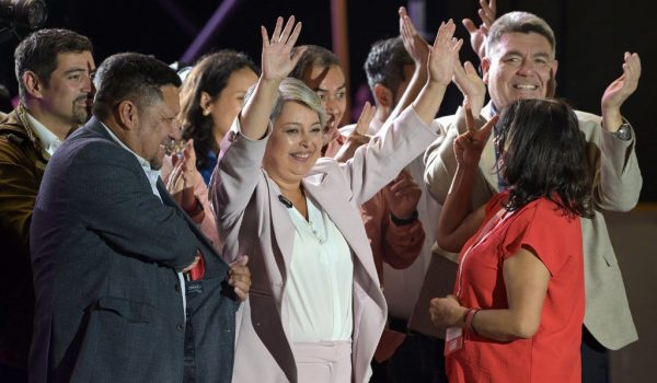 Jeannete Jara, la candidata de izquierda que rema contra el lastre del gobierno de Boric