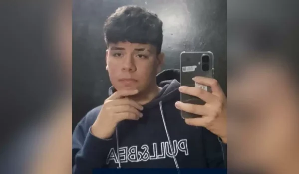 Joan Aguinaga Zapata falleció de un golpe en la cabeza tras un ataque de epilepsia en Miami. Foto: Medios oficialistas