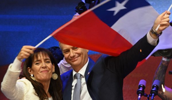 Un contento Trump saluda victoria de Kast y dice que «he escuchado que es muy buena persona»
