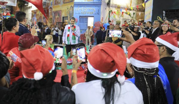 Maduro quiere ahora convertir a Venezuela en «gran potencia exportadora de alimentos»