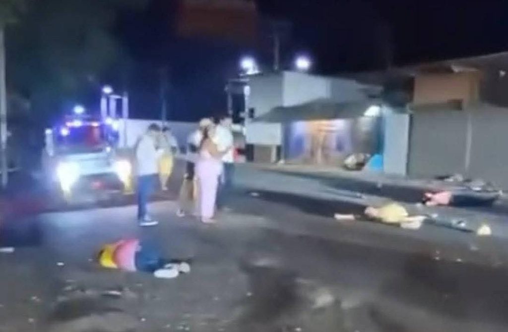 Francisco Joarling Herrera Marín, de 21 años, y Fabio Ramón Sequeira, de 36, murieron en un accidente de moto en Sébaco. Foto: Bismarck Lebron Oficial/Facebook.