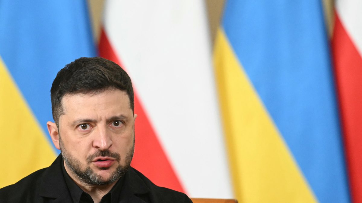 El presidente de Ucrania, Volodymyr Zelensky, en un encuentro con el primer ministro polaco en la oficina del primer ministro en Varsovia, Polonia.
