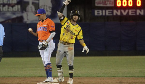 Chase Dawson volvió a ser importante en el ataque felino.