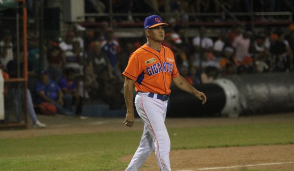 Omar Vizquel no pudo conseguir el título con los Gigantes de Rivas.
