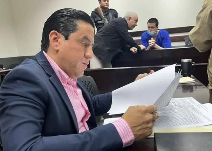 Abogado Gabriel Díaz en caso de homicidio imprudente del joven Sergio Andrés Sánchez Gutiérrez, de 19 años, por matar a madre e hija en Carretera Sur