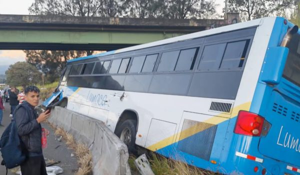 Nicaragüense muere en trágico accidente de bus cuando se dirigía a su trabajo en Costa Rica