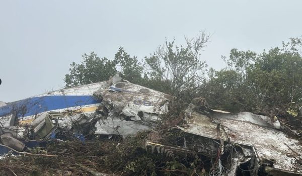 Mueren 15 en accidente aéreo en Colombia