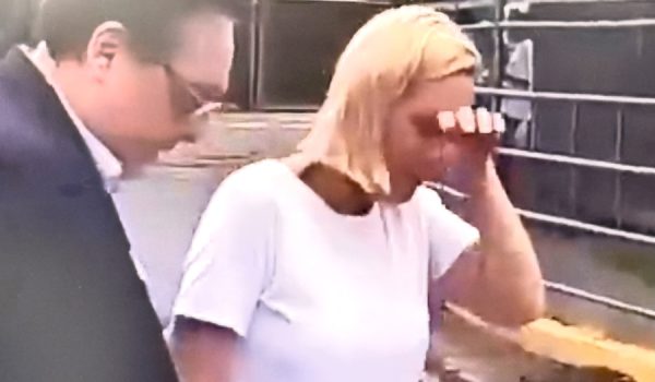 Hija de Edmundo González pudo por fin ver a su esposo tras 374 días sin saber de su paradero en mazmorras del chavismo
