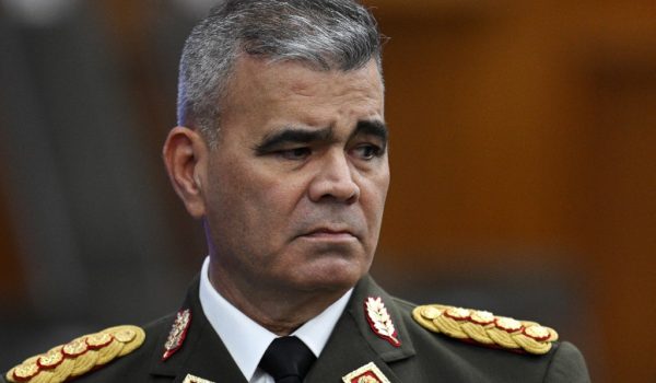 General Vladimir Padrino, el «as» clave que puede garantizar la cooperación de la Fuerza Armada en la era pos-Maduro en Venezuela