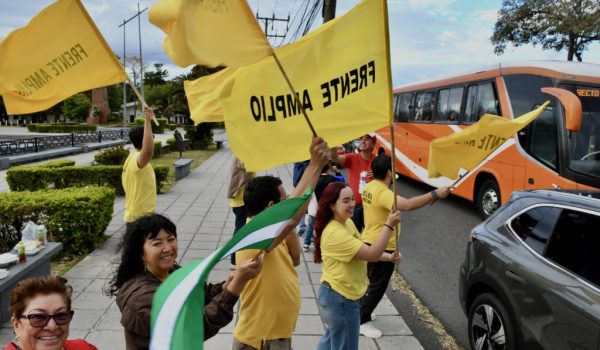Costa Rica cerró jornada cívica y votó por su próximo presidente