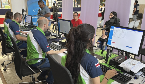 Costa Rica flexibiliza entrega del Dimex a extranjeros